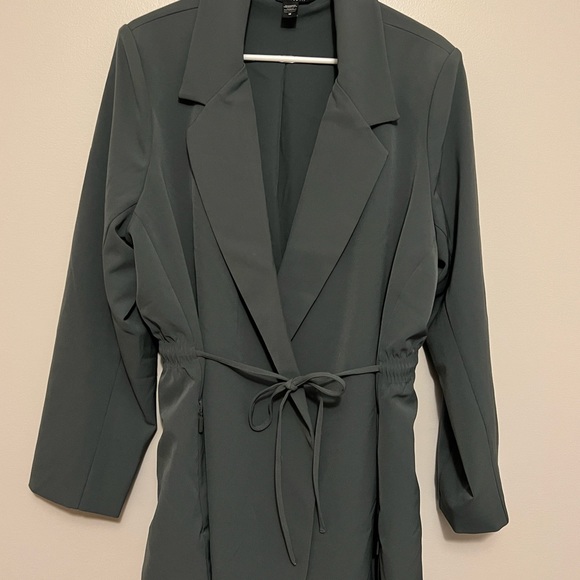 Athleta Endless Primatwill Blazer in Green - Picture 10 of 11